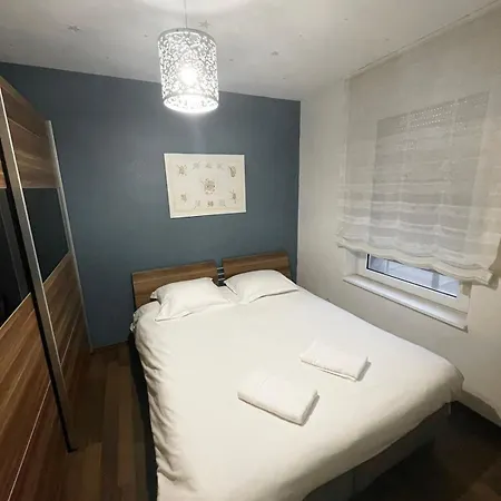 Apartment Bale 23 Magnifique 6 Pers Parking Prive Saint-Louis (Haut-Rhin)
